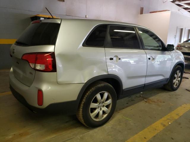 Photo 2 VIN: 5XYKT3A67FG594402 - KIA SORENTO 