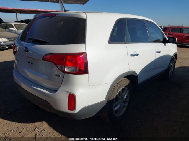 Photo 3 VIN: 5XYKT3A67FG599440 - KIA SORENTO 