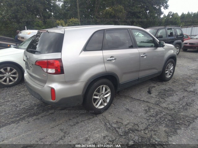 Photo 3 VIN: 5XYKT3A67FG661869 - KIA SORENTO 