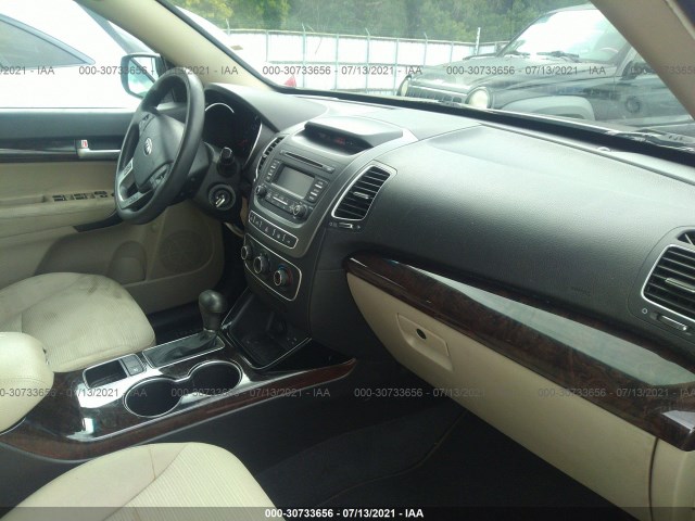 Photo 4 VIN: 5XYKT3A67FG661869 - KIA SORENTO 