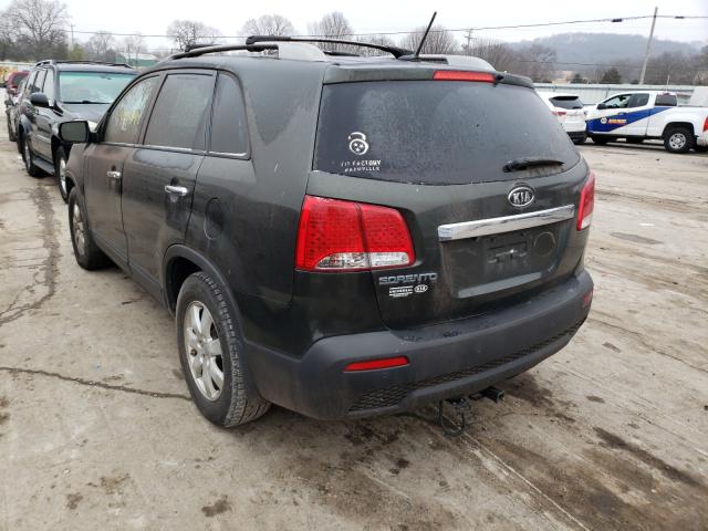 Photo 2 VIN: 5XYKT3A68DG329596 - KIA SORENTO LX 