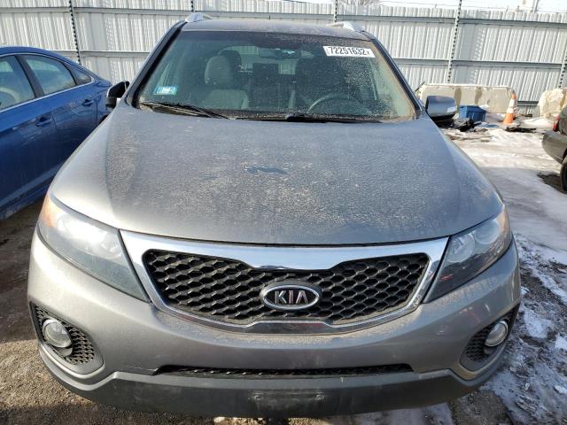 Photo 4 VIN: 5XYKT3A68DG384601 - KIA SORENTO LX 