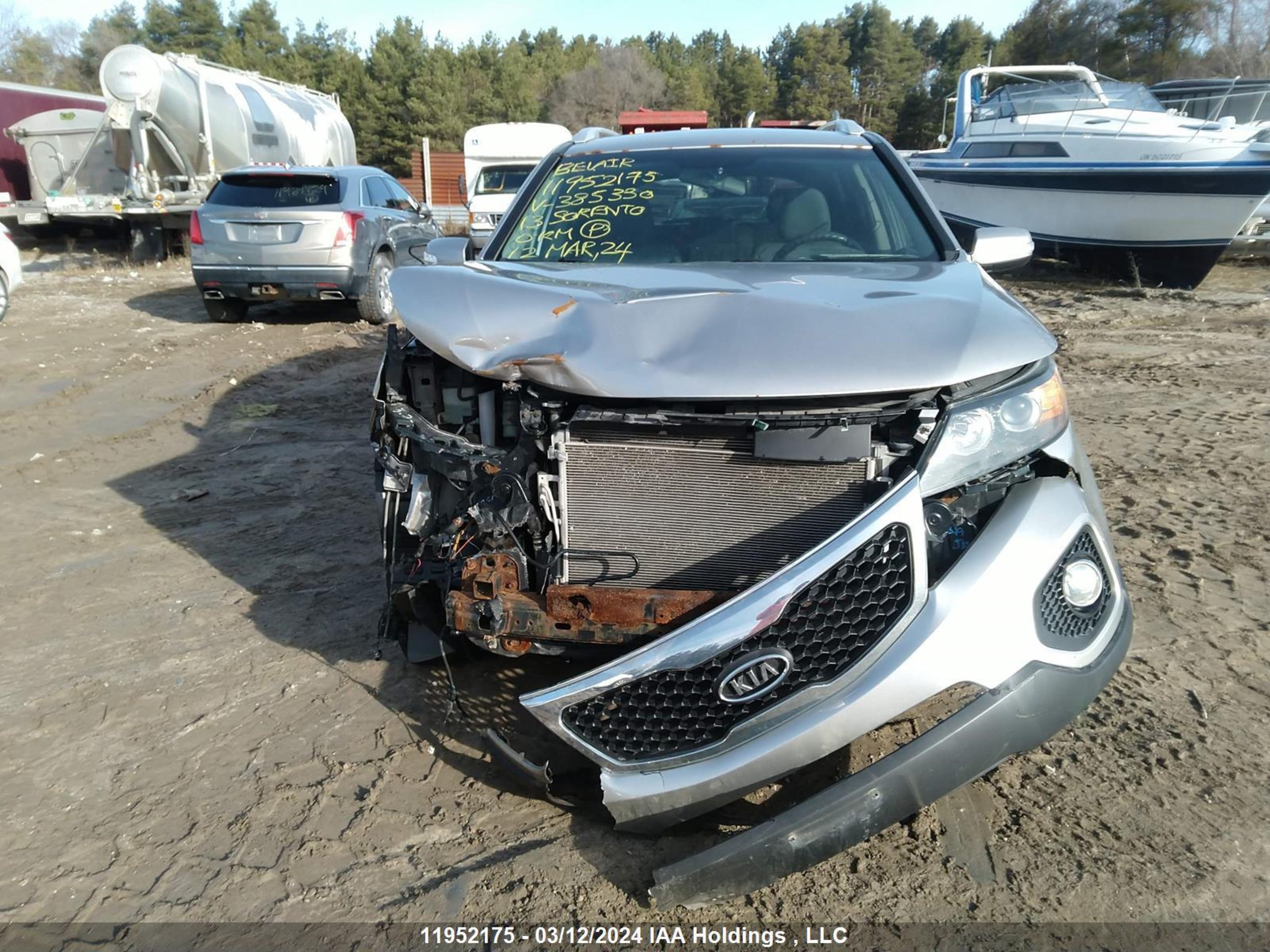 Photo 11 VIN: 5XYKT3A68DG385330 - KIA SORENTO 