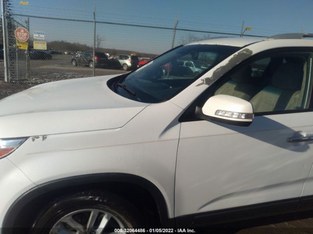 Photo 5 VIN: 5XYKT3A68EG471643 - KIA SORENTO 