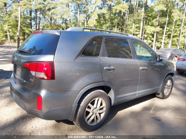 Photo 3 VIN: 5XYKT3A68FG583490 - KIA SORENTO 