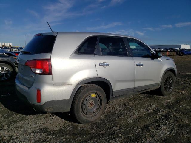 Photo 2 VIN: 5XYKT3A68FG601728 - KIA SORENTO LX 