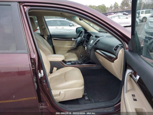 Photo 4 VIN: 5XYKT3A68FG628024 - KIA SORENTO 