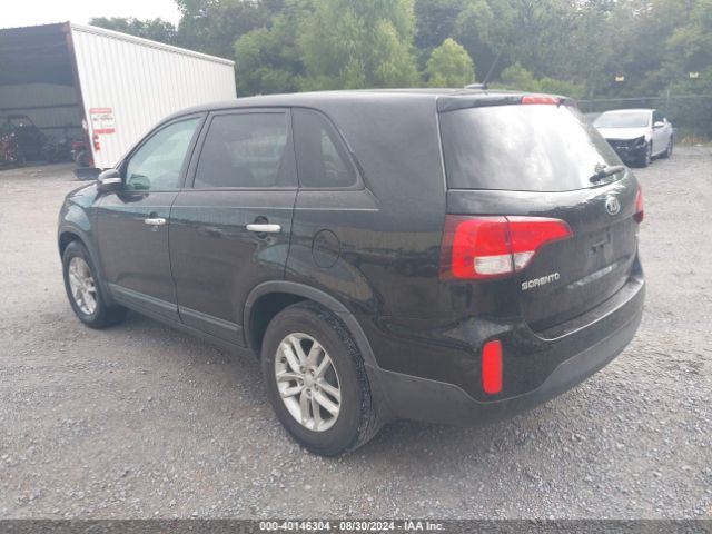 Photo 2 VIN: 5XYKT3A68FG658575 - KIA SORENTO 