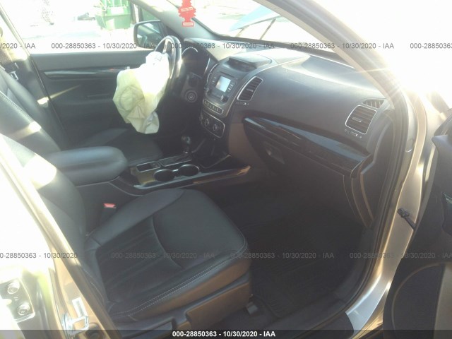 Photo 4 VIN: 5XYKT3A68FG660634 - KIA SORENTO 