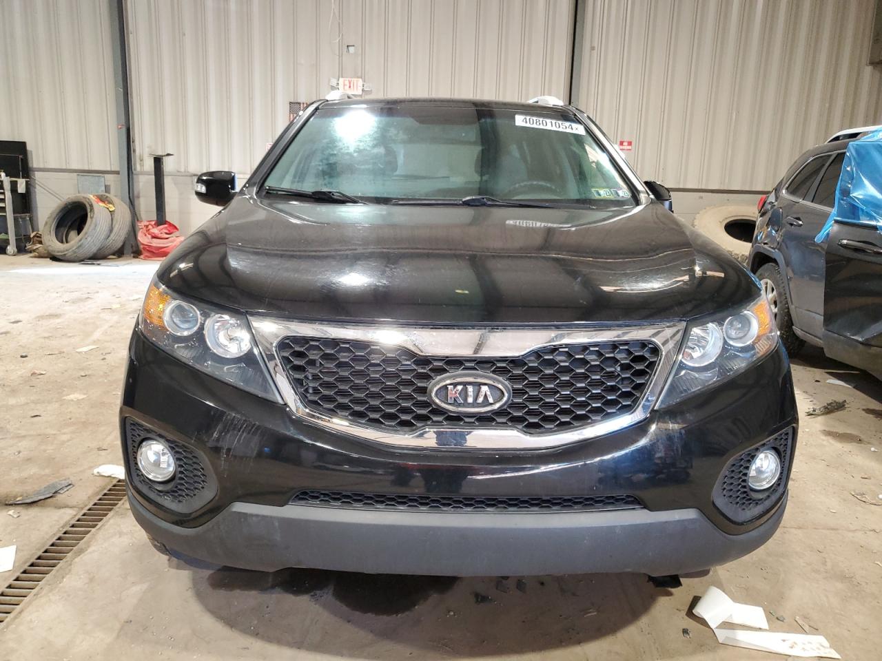 Photo 4 VIN: 5XYKT3A69CG292864 - KIA SORENTO 