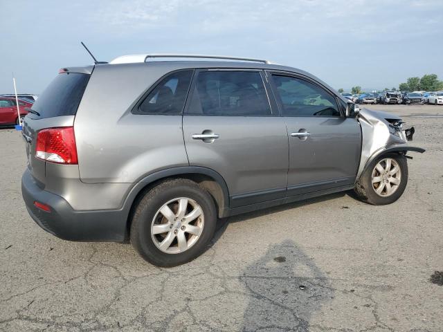 Photo 2 VIN: 5XYKT3A69DG386471 - KIA SORENTO 