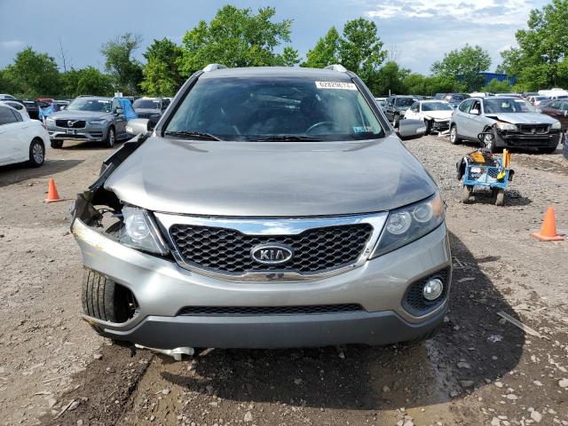 Photo 4 VIN: 5XYKT3A69DG386471 - KIA SORENTO 