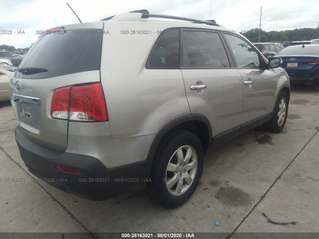 Photo 3 VIN: 5XYKT3A69DG414799 - KIA SORENTO 