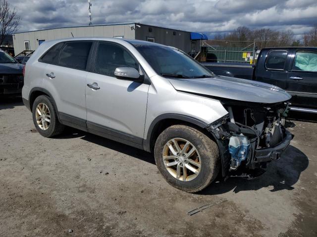 Photo 3 VIN: 5XYKT3A69EG428834 - KIA SORENTO 