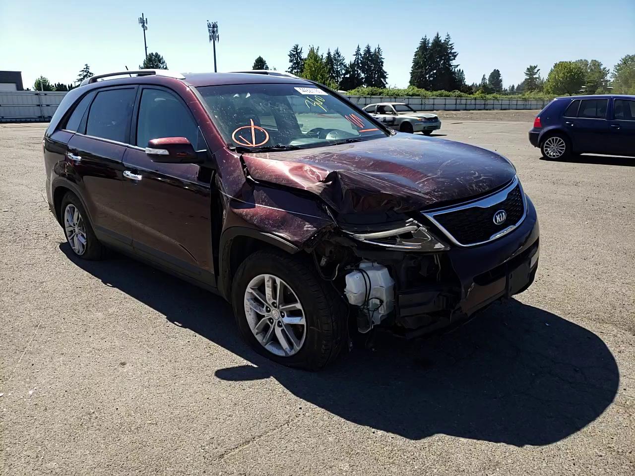 Photo 10 VIN: 5XYKT3A69FG557755 - KIA SORENTO LX 