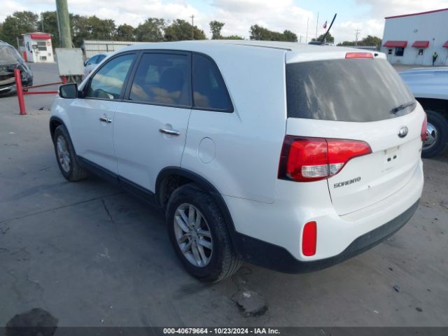 Photo 2 VIN: 5XYKT3A69FG576743 - KIA SORENTO 