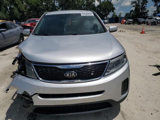 Photo 4 VIN: 5XYKT3A69FG579996 - KIA SORENTO 