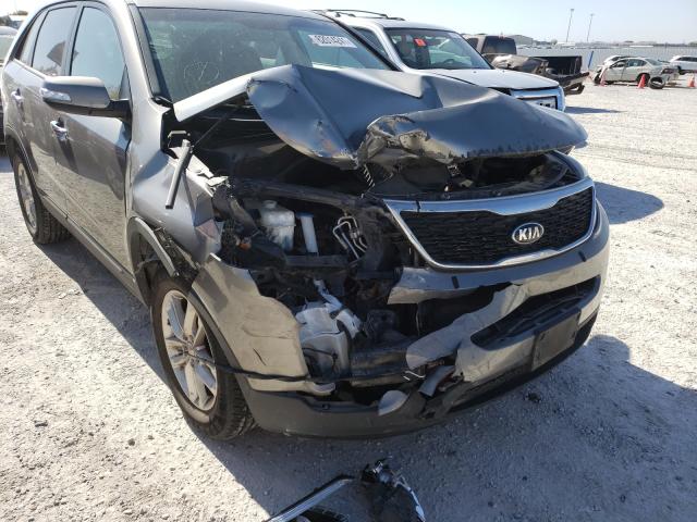 Photo 8 VIN: 5XYKT3A69FG580887 - KIA SORENTO LX 