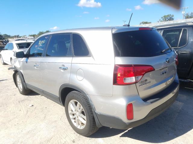 Photo 2 VIN: 5XYKT3A69FG626363 - KIA SORENTO LX 