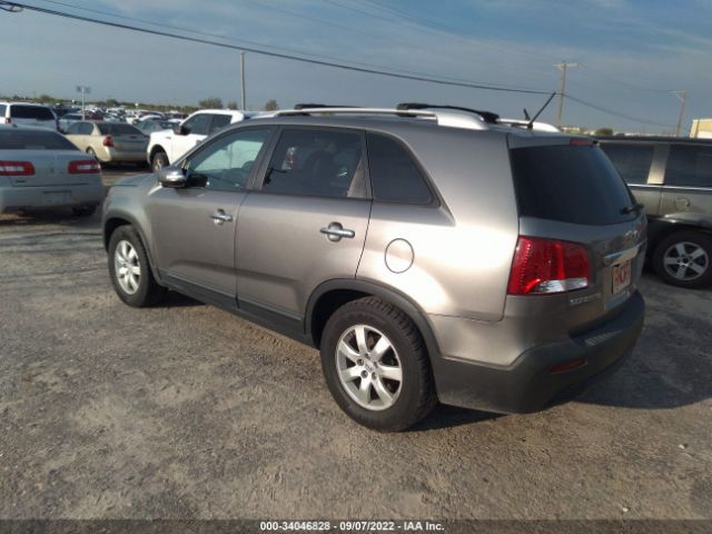 Photo 2 VIN: 5XYKT3A6XCG216005 - KIA SORENTO 