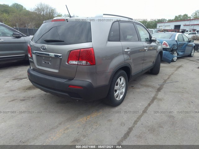 Photo 3 VIN: 5XYKT3A6XCG277158 - KIA SORENTO 