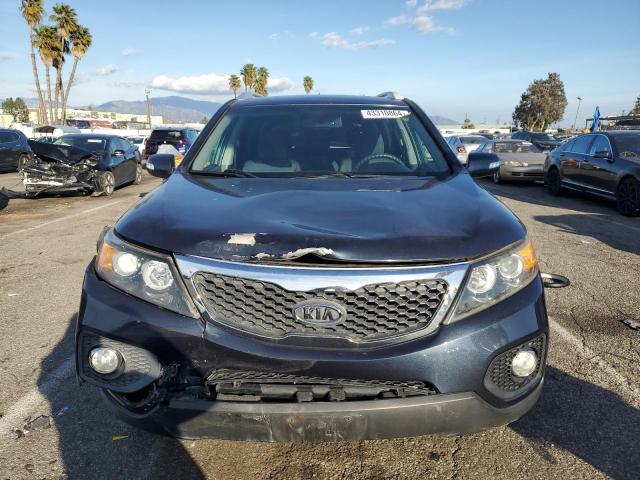 Photo 4 VIN: 5XYKT3A6XCG283221 - KIA SORENTO 