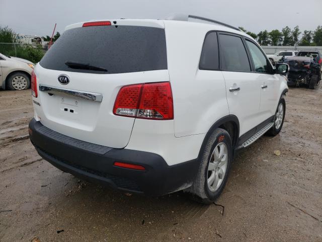 Photo 3 VIN: 5XYKT3A6XDG350806 - KIA SORENTO LX 