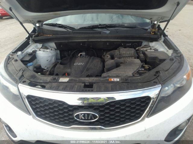 Photo 9 VIN: 5XYKT3A6XDG415332 - KIA SORENTO 