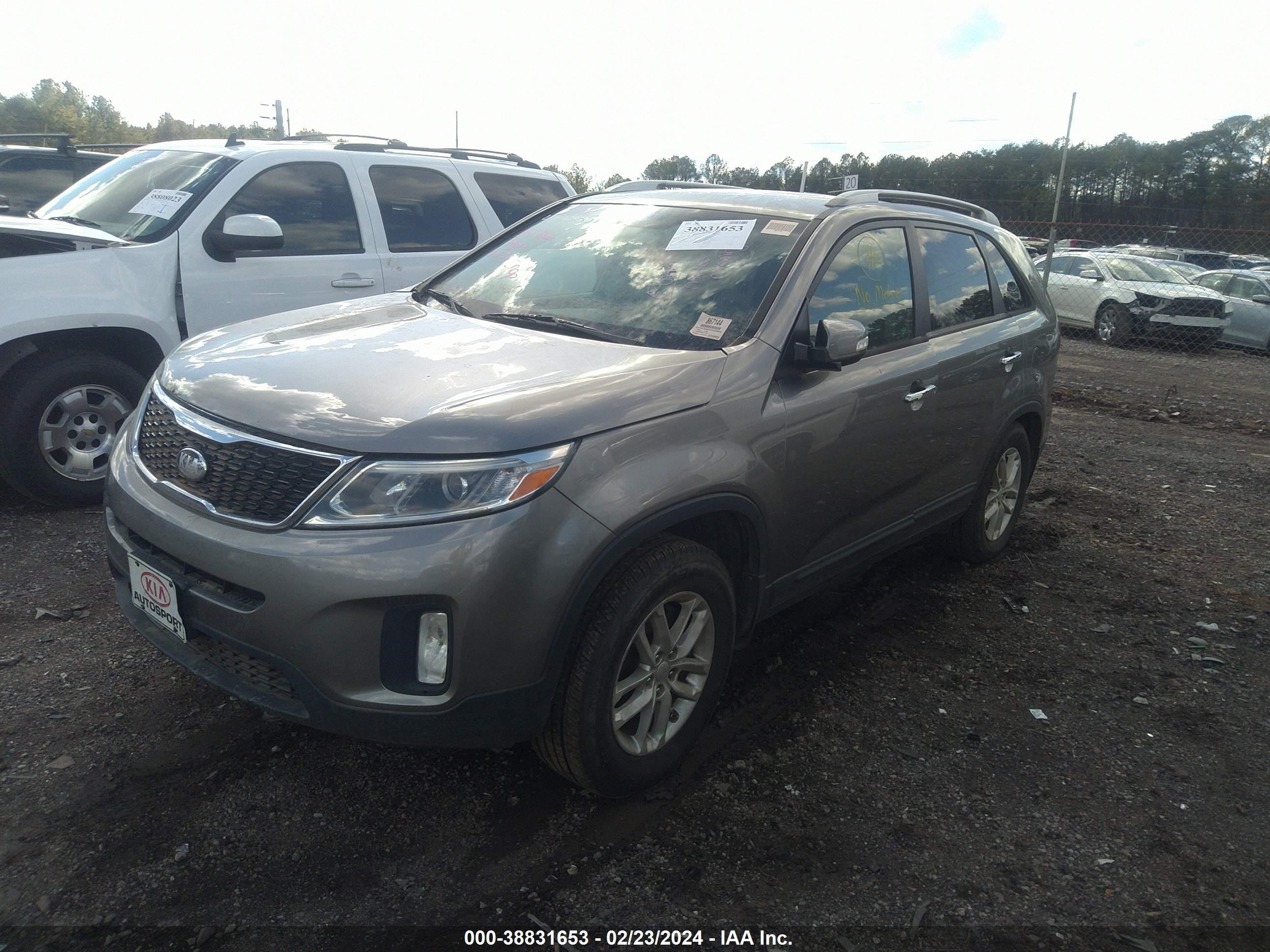 Photo 12 VIN: 5XYKT3A6XEG435856 - KIA SORENTO 