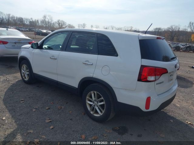 Photo 2 VIN: 5XYKT3A6XEG487634 - KIA SORENTO 