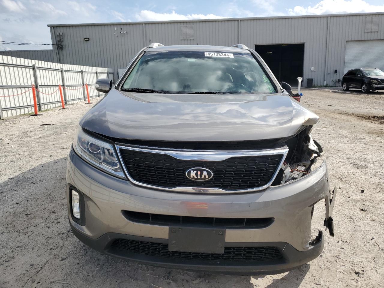 Photo 4 VIN: 5XYKT3A6XEG506294 - KIA SORENTO 