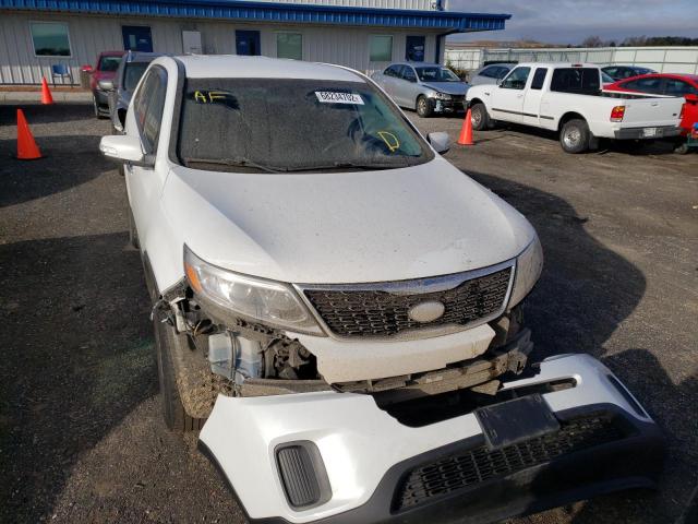 Photo 4 VIN: 5XYKT3A6XEG516551 - KIA SORENTO LX 