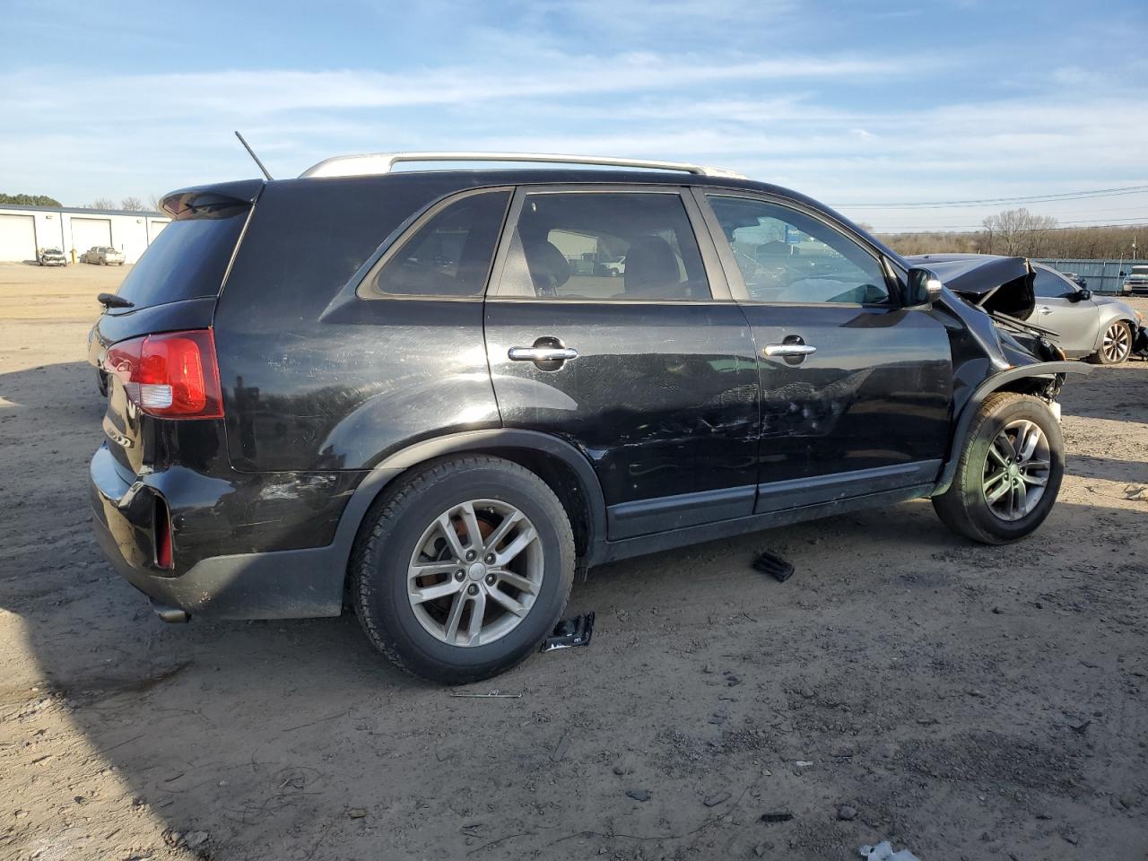 Photo 2 VIN: 5XYKT3A6XEG532815 - KIA SORENTO 