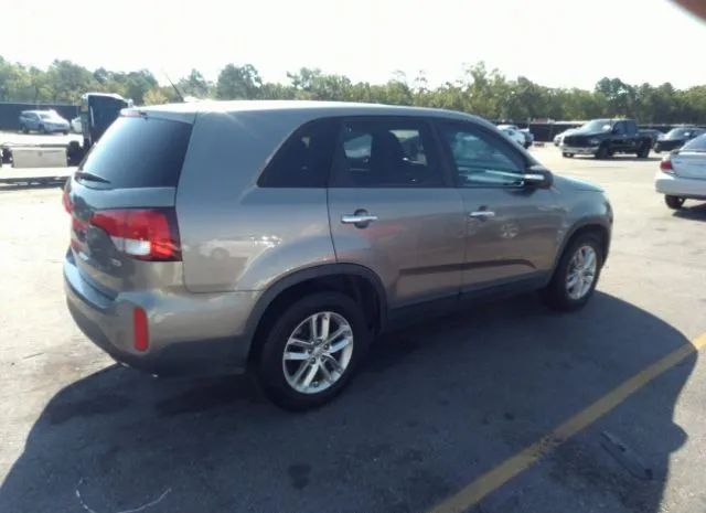 Photo 3 VIN: 5XYKT3A6XEG549212 - KIA SORENTO 