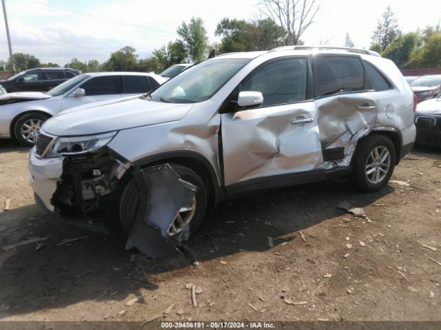 Photo 1 VIN: 5XYKT3A6XFG576265 - KIA SORENTO 