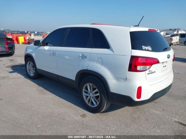 Photo 2 VIN: 5XYKT3A6XFG582079 - KIA SORENTO 