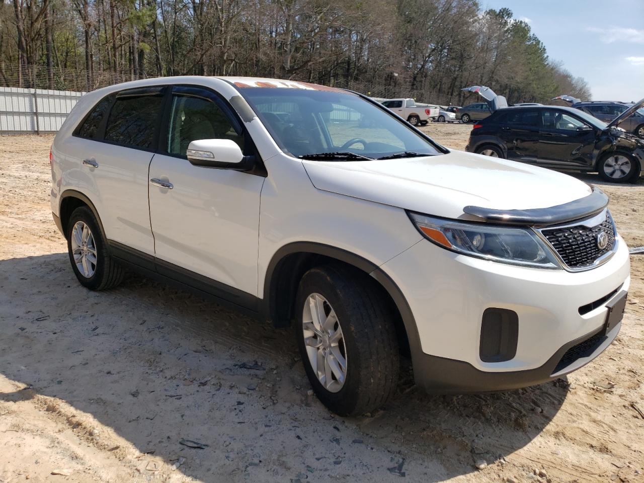 Photo 3 VIN: 5XYKT3A6XFG590070 - KIA SORENTO 