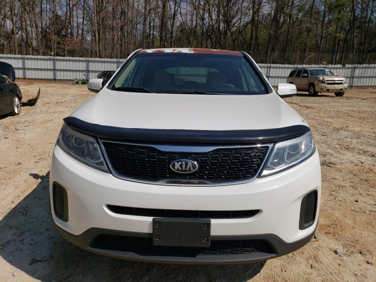 Photo 4 VIN: 5XYKT3A6XFG590070 - KIA SORENTO 