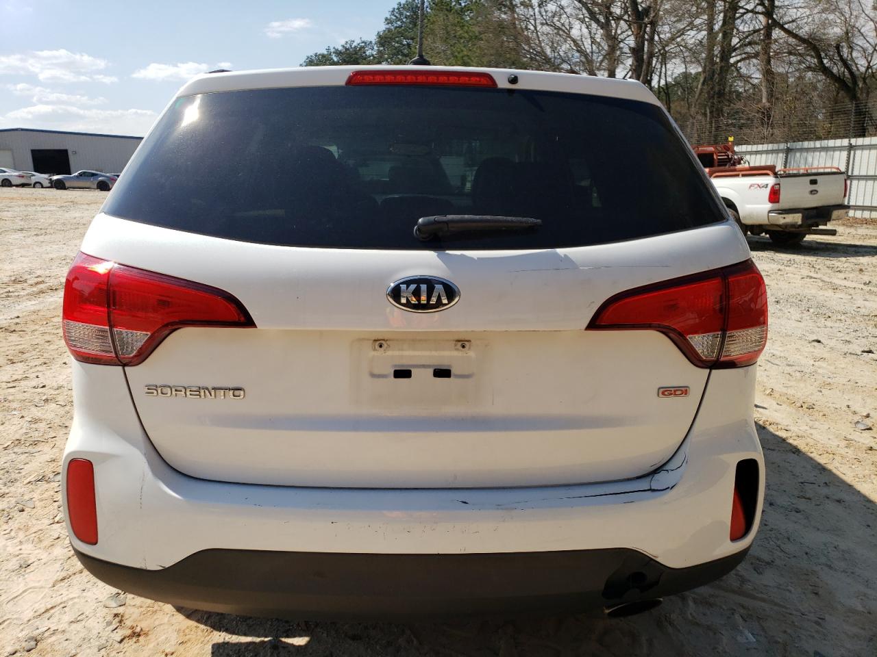 Photo 5 VIN: 5XYKT3A6XFG590070 - KIA SORENTO 