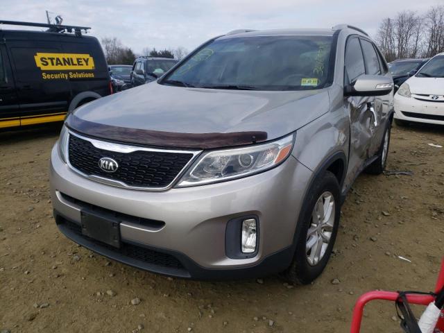 Photo 9 VIN: 5XYKT3A6XFG595821 - KIA SORENTO LX 