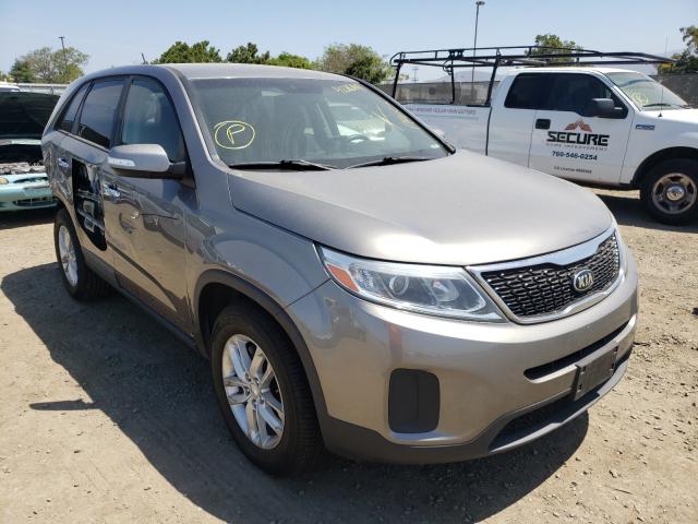 Photo 0 VIN: 5XYKT3A6XFG602511 - KIA SORENTO LX 