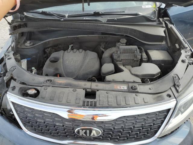 Photo 11 VIN: 5XYKT3A6XFG610821 - KIA SORENTO LX 