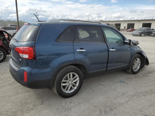 Photo 2 VIN: 5XYKT3A6XFG610821 - KIA SORENTO LX 