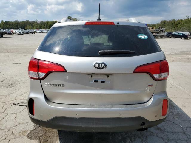 Photo 5 VIN: 5XYKT3A6XFG618529 - KIA SORENTO LX 