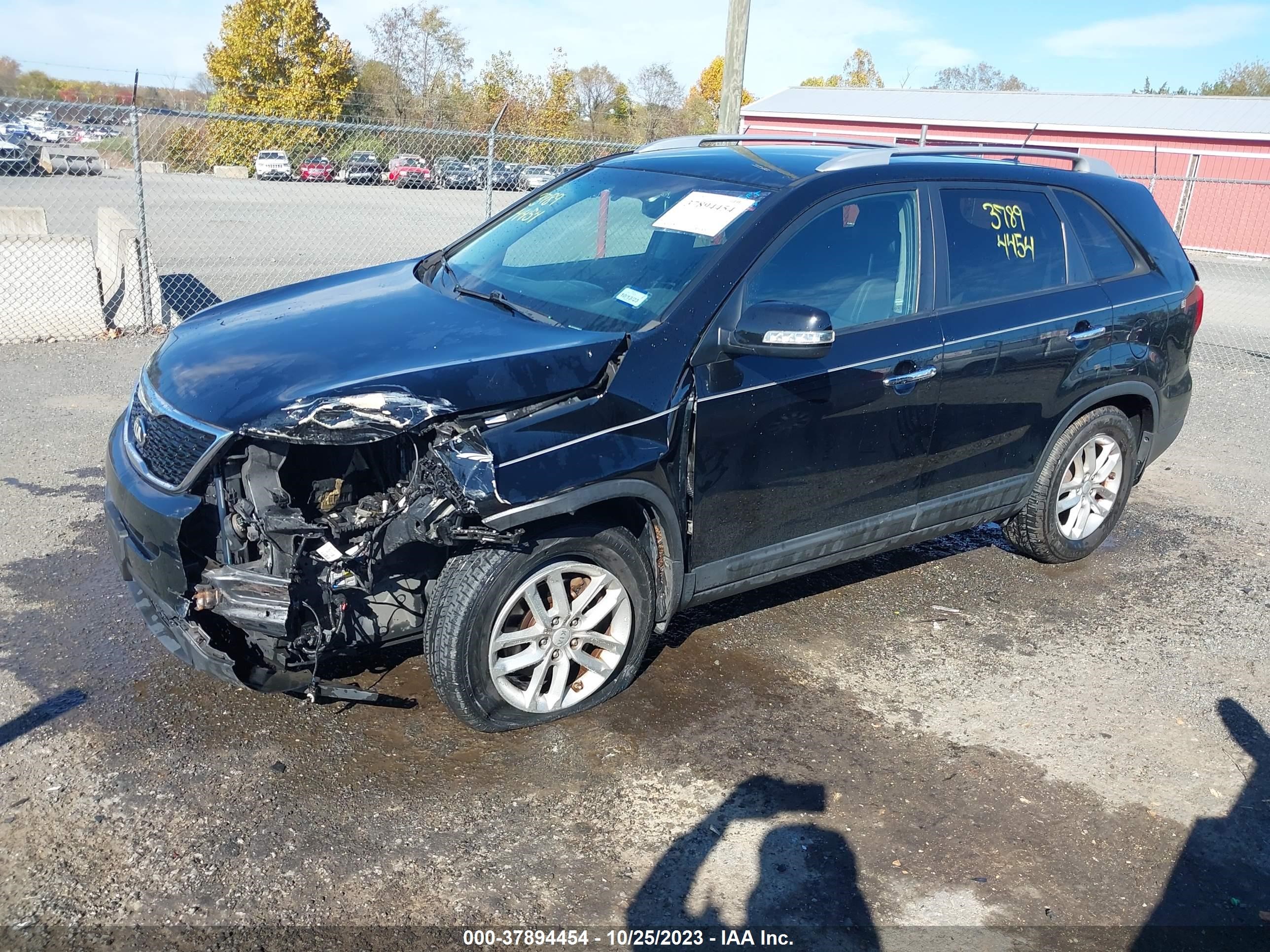 Photo 1 VIN: 5XYKT3A6XFG642796 - KIA SORENTO 