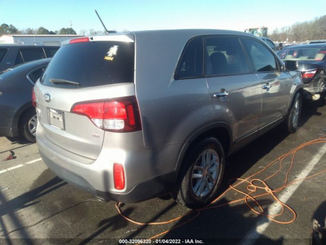 Photo 3 VIN: 5XYKT3A6XFG656598 - KIA SORENTO 