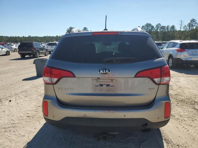 Photo 5 VIN: 5XYKT3A6XFG658769 - KIA SORENTO LX 