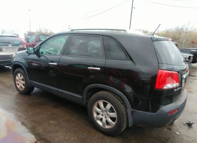 Photo 2 VIN: 5XYKT4A10BG082002 - KIA SORENTO 