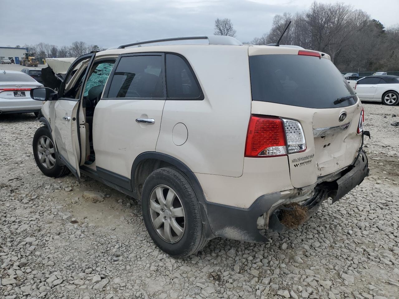 Photo 1 VIN: 5XYKT4A10BG107867 - KIA SORENTO 