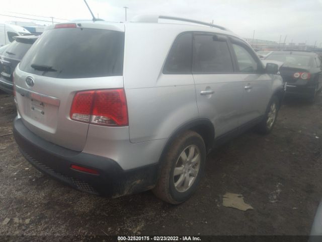 Photo 2 VIN: 5XYKT4A11BG050031 - KIA SORENTO 